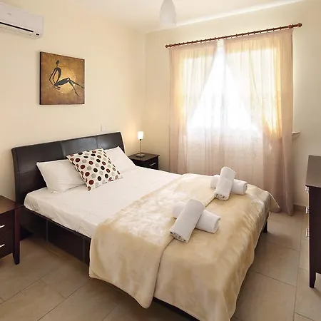 Apartment Chloraka Terrace
