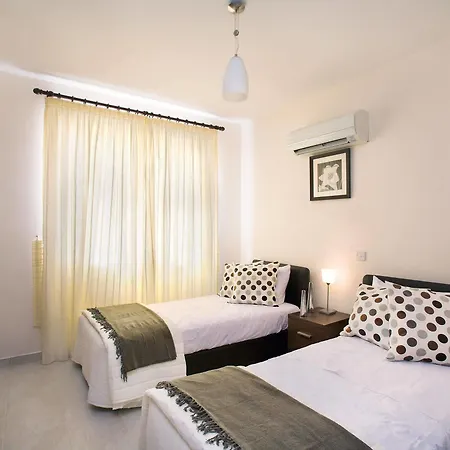 Apartament Chloraka Terrace Pafos